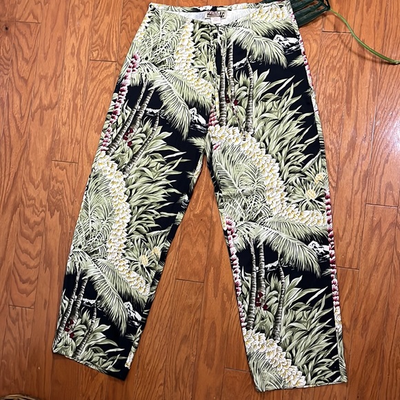 Hawaiian Print Silk Trousers / Zipper and Tie Front Closure/ Size Medium - Picture 3 of 8